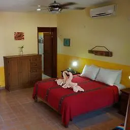 Villa Zenaliza Tulum Bed and breakfast